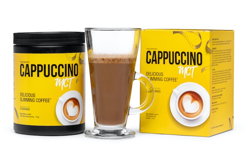 envase con su caja de cappuccino MCT de color amarillo y letras negras, vaso de cappuccino.